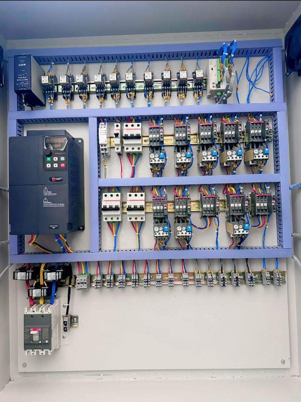 Projet IMG 20251120 WA0057